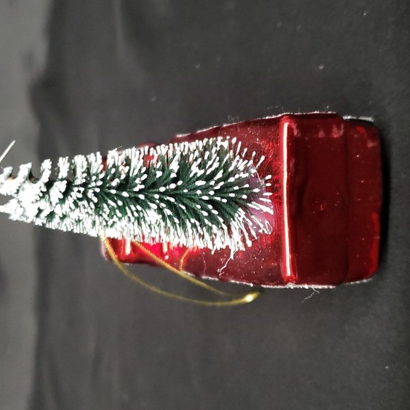Dennis East International NWT Red Glass Truck with Christmas Trees Ornament - Picture 9 of 9